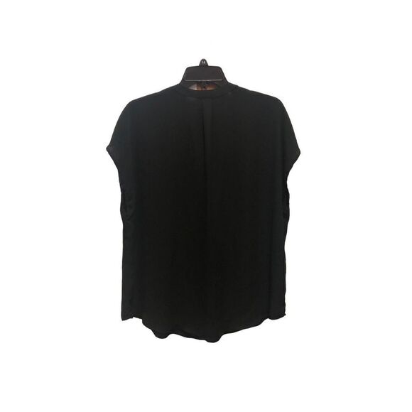 Torrid Women’s Black Lace Hidden Button Up V Neck Blouse Size 00 / 10 / Medium/L - Picture 2 of 8